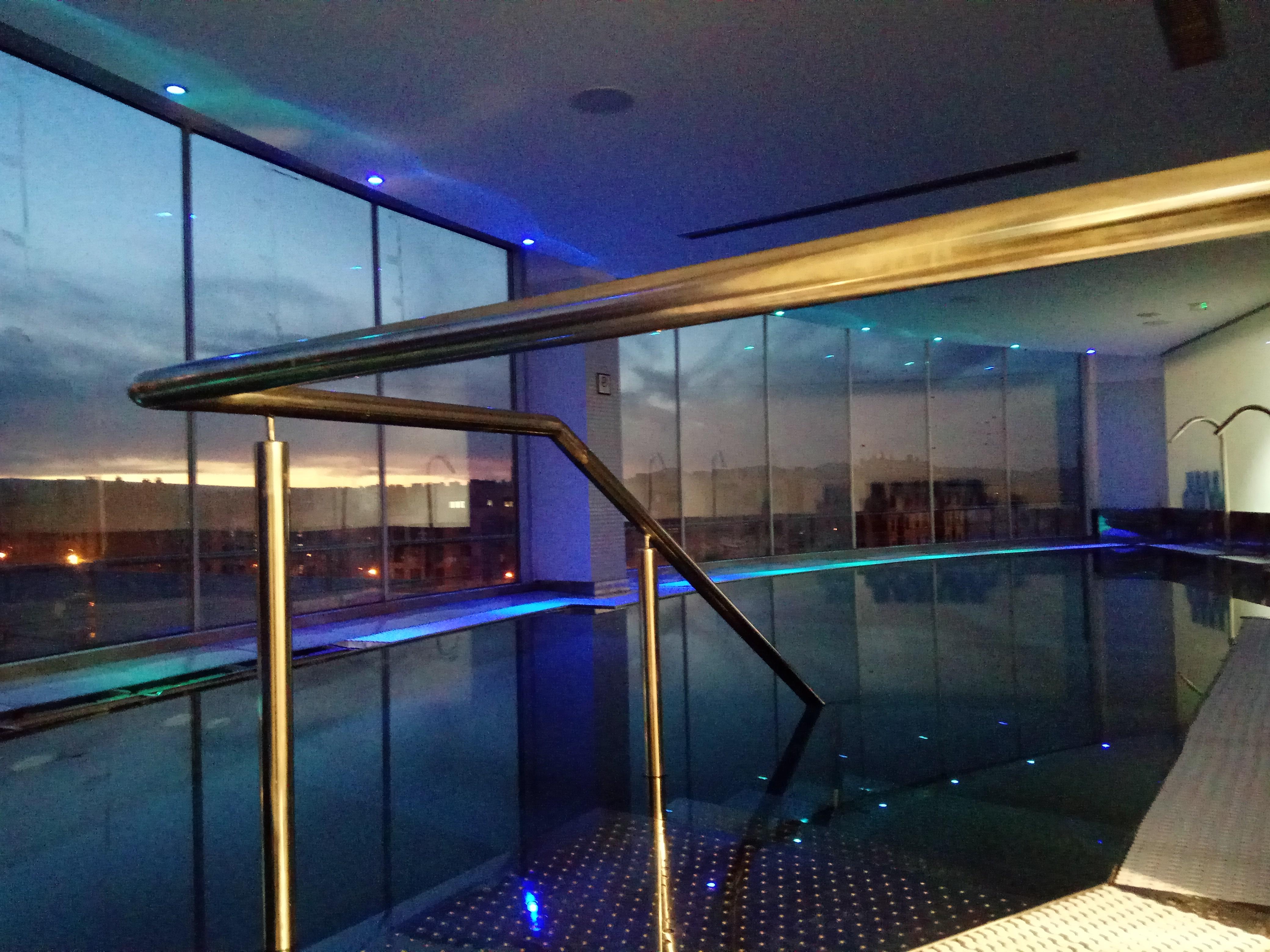 Gran Hotel Lakua Віторія-Гастейс Екстер'єр фото The Sky Bar